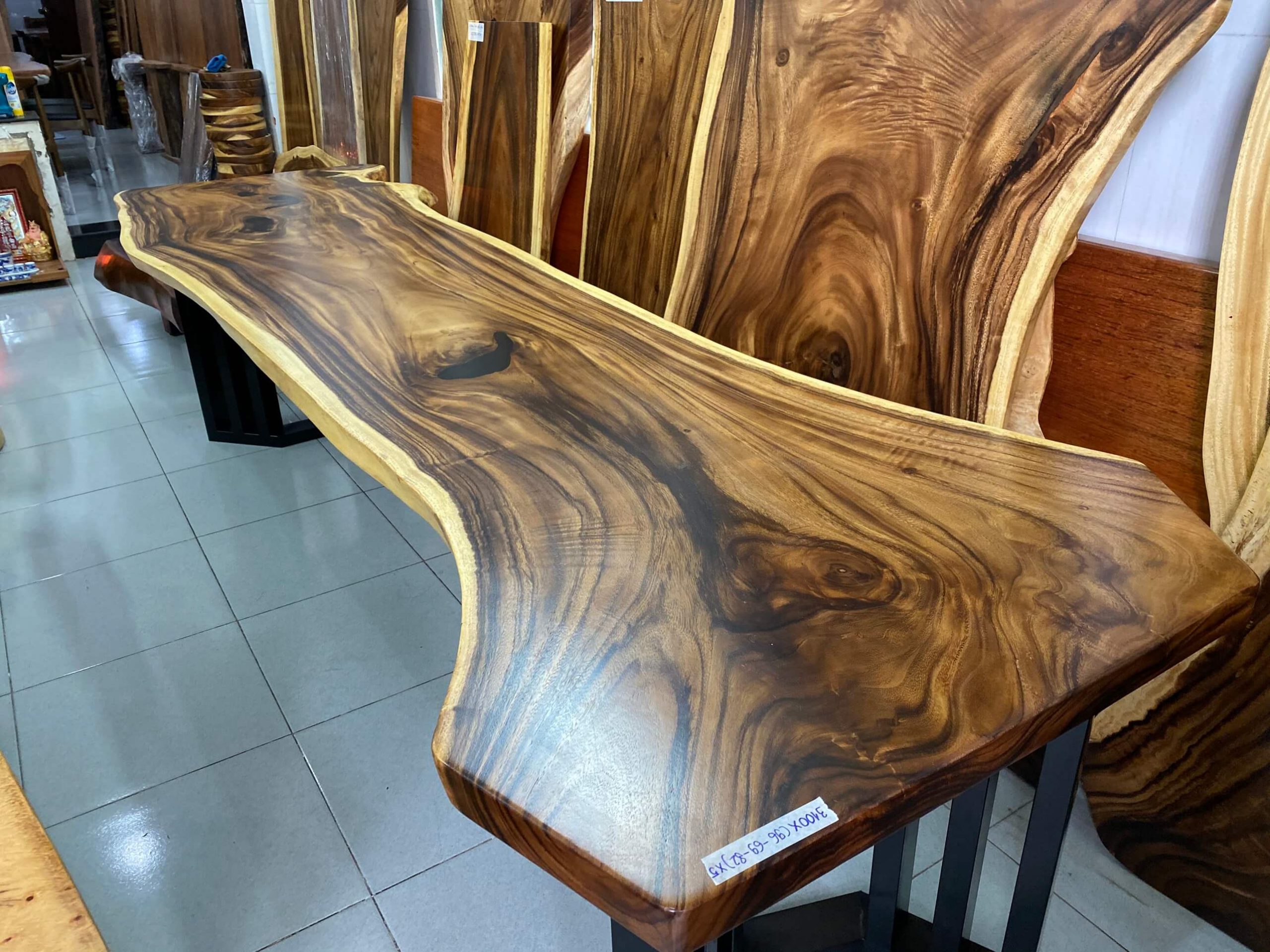 bàn gỗ tự nhiên giá rẻ