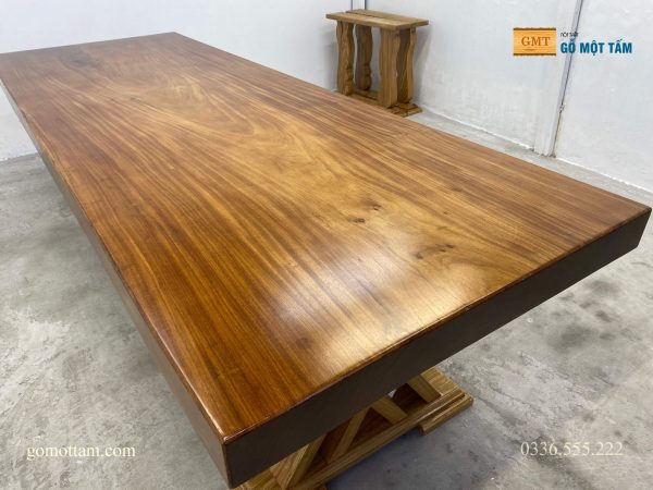 mặt bàn gỗ lim nguyên tấm