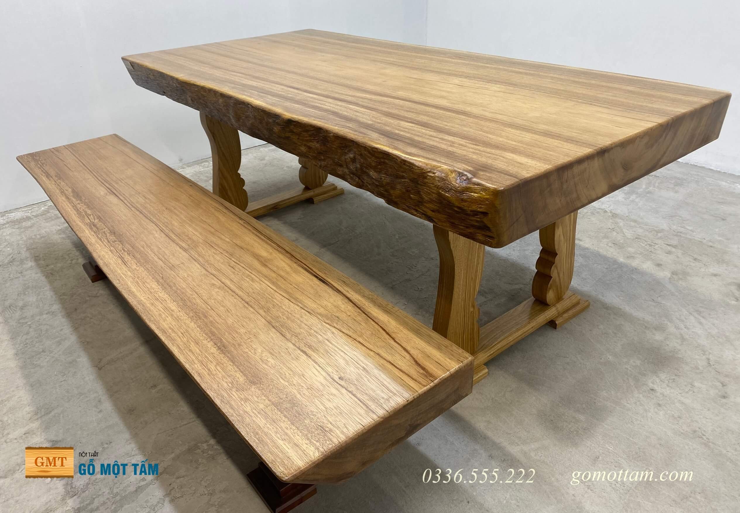 bàn gỗ 