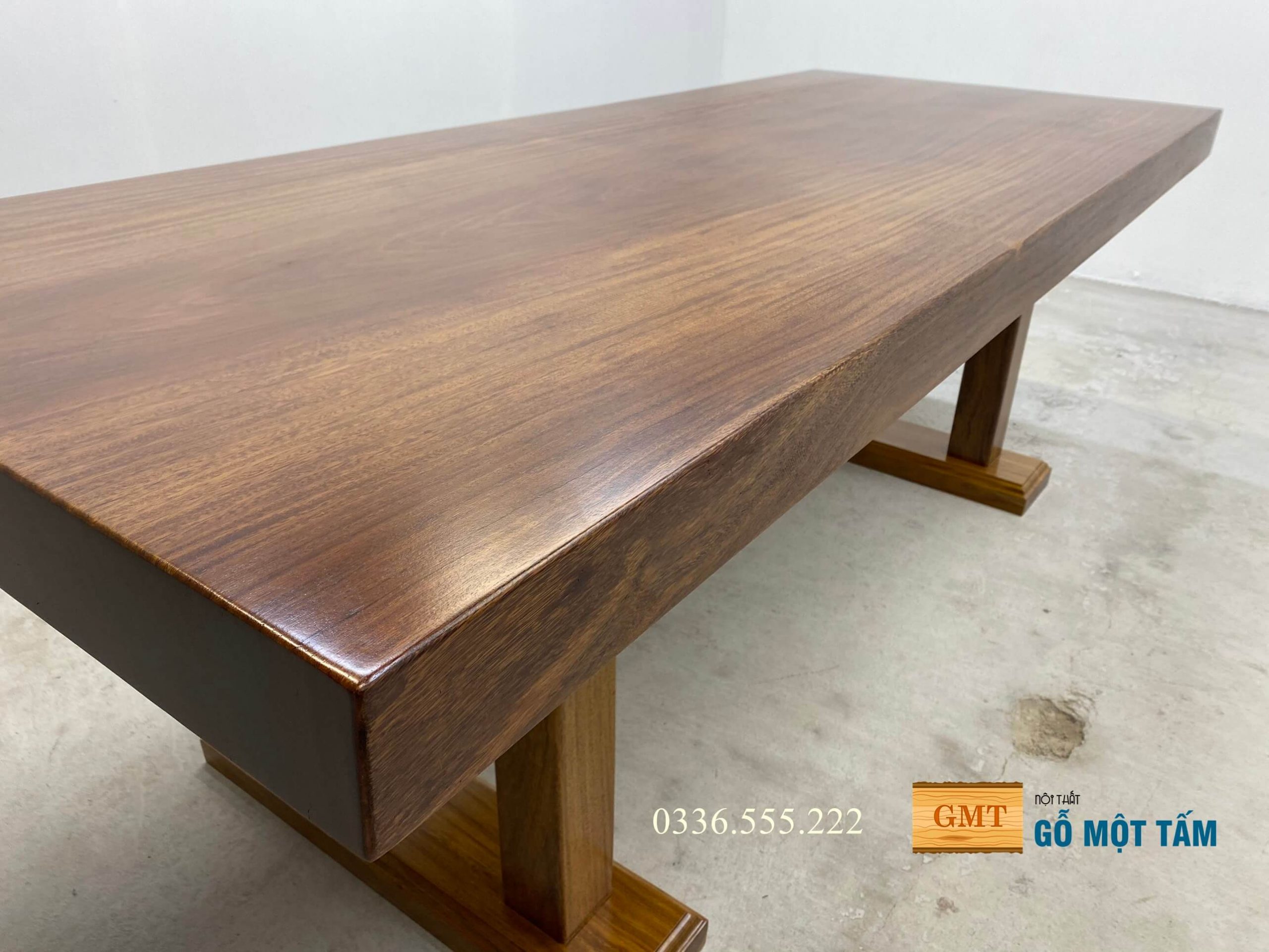bàn gỗ nguyên khối giá rẻ 2