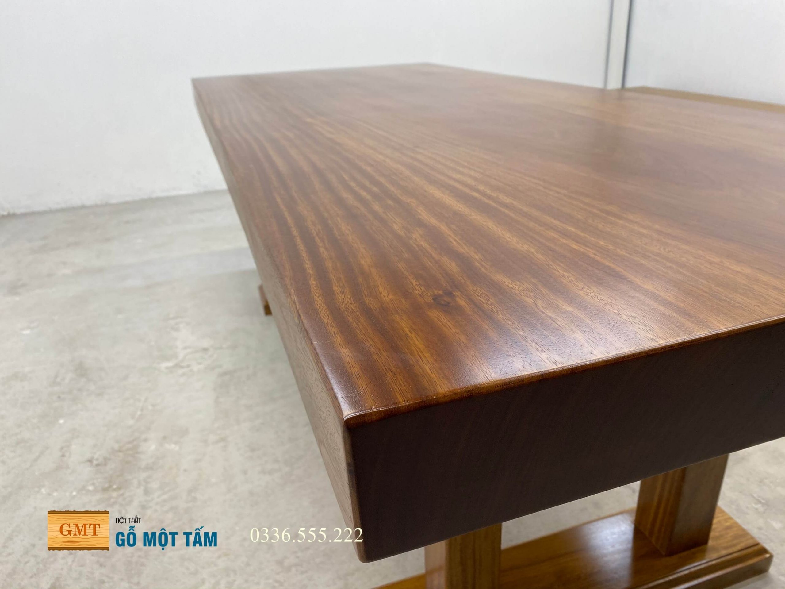 bàn gỗ nguyên khối giá rẻ 3