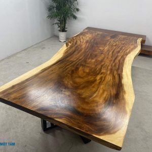 mặt bàn gỗ me tây nguyên khối